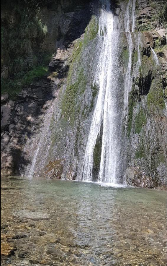 Appartamento Le Cascate Cittiglio Luaran gambar